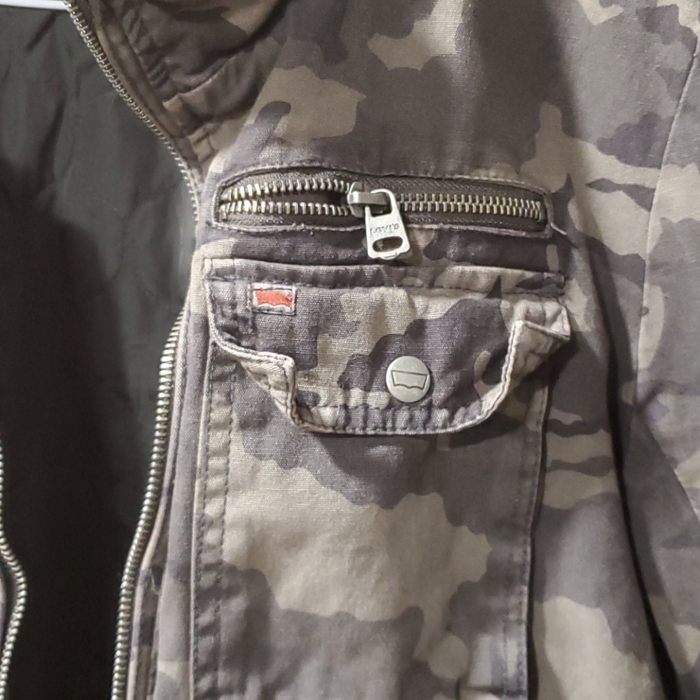Levi's came jacket. - Picture 4 of 7